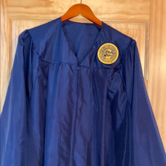 WVU Undergrad Graduation Cap and Gown - Picture 1 of 3